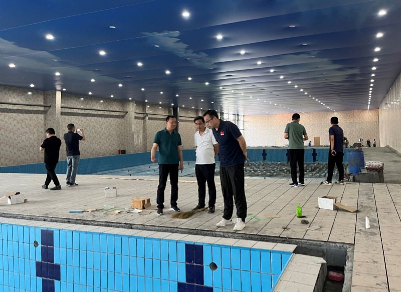 Leaders of the Municipal Sports Development Center visited Longgang Sports Center for investigation