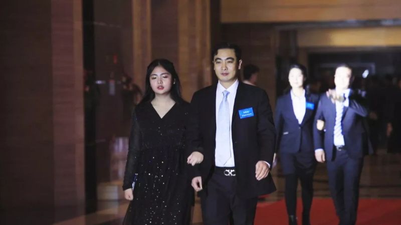 “感恩相伴?筑夢(mèng)同行”——龍港集團(tuán)2019新春年會(huì)盛大舉行！