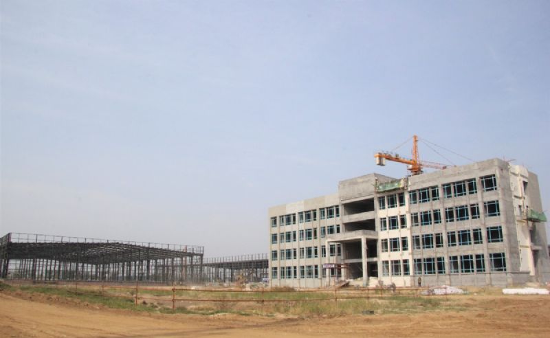 濰坊市重點項目督導組到龍港新材料公司督導重點項目建設(shè)推進情況