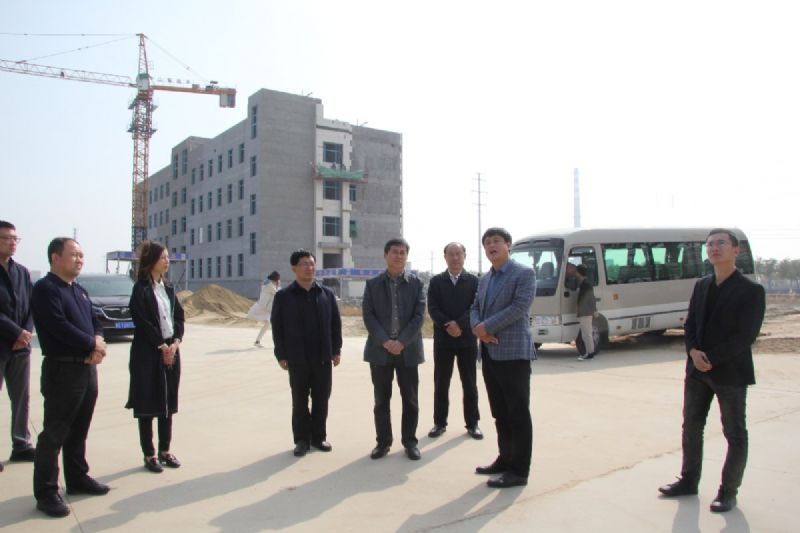 濰坊市重點項目督導組到龍港新材料公司督導重點項目建設(shè)推進情況