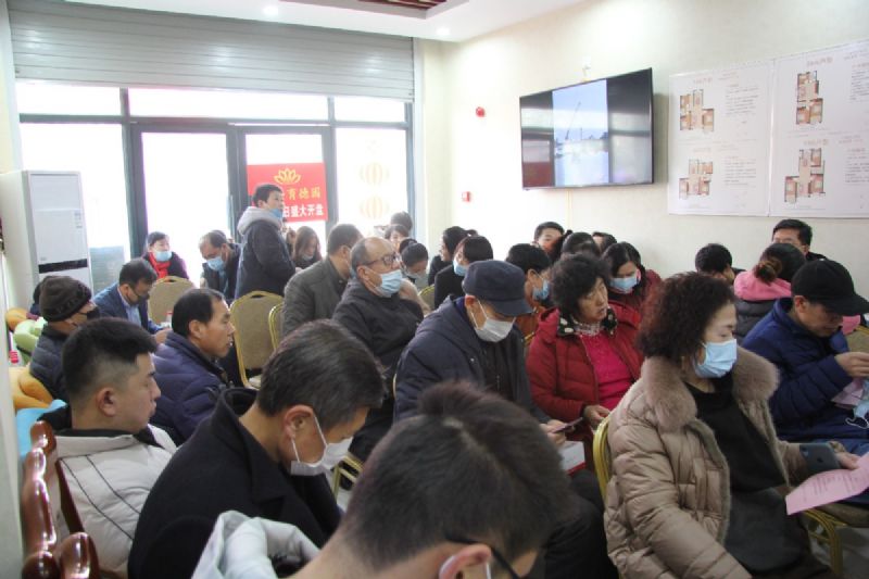 人山人海，瘋狂搶購丨直擊龍港·育德園開盤火爆現(xiàn)場！